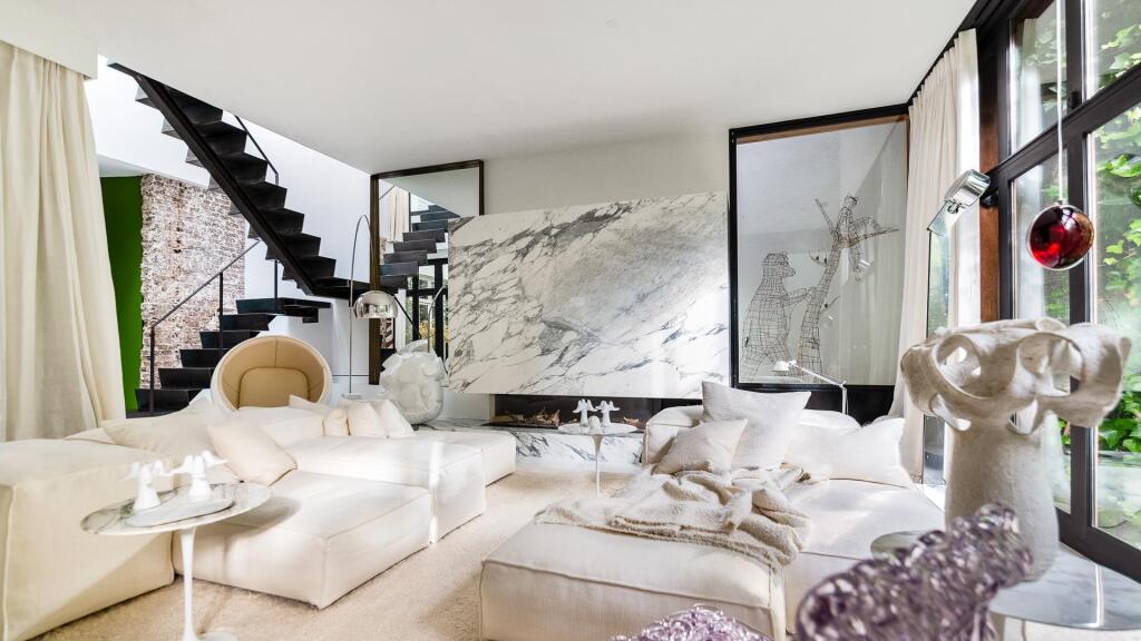 Main image of property: Paris-Isle of France, Paris