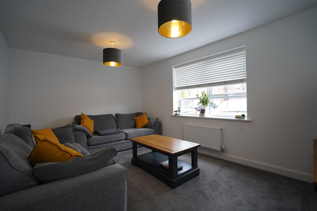 House in Doncaster - View 2