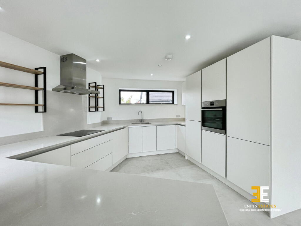 Apartment in Rhos-on-Sea - More
