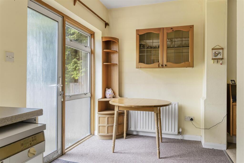 House in Sidcup, Halfway Street, Longlands - More