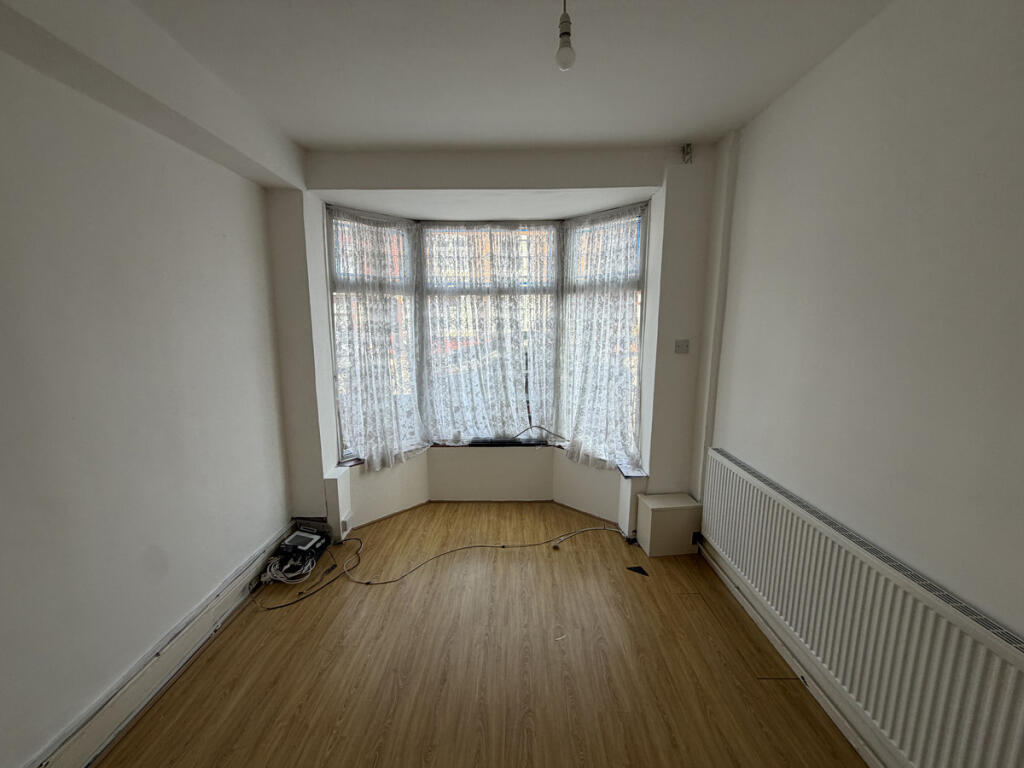 Doncaster Road, Leicester, LE4 photo 2