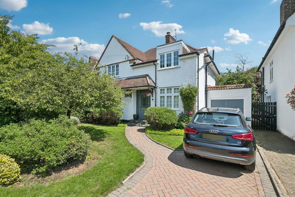 Main image of property: Broadwater Avenue, Letchworth Garden City
