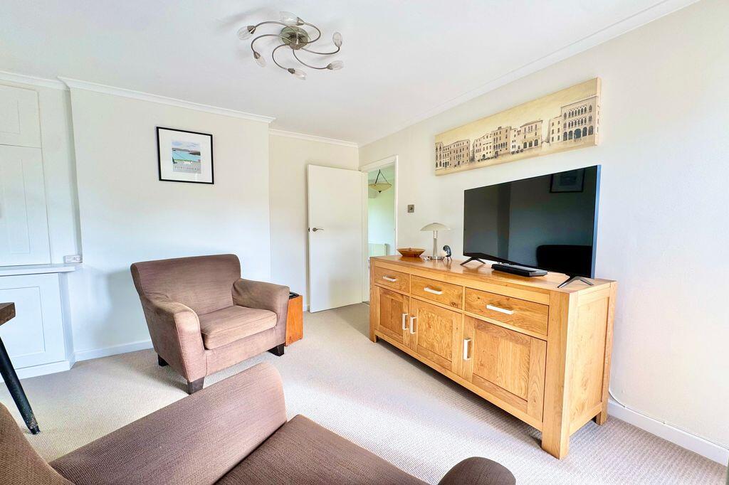 House in Weston-super-Mare, Preanes Green - More
