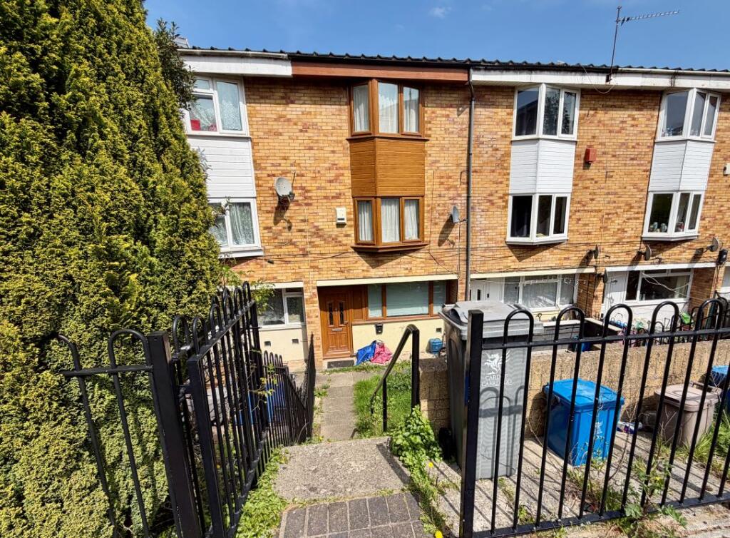 Main image of property: 119 and 119A Round Wood, Llanedeyrn, Cardiff, CF23 9PJ