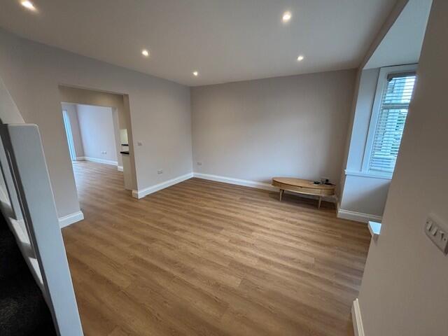 House in Romford - View 5