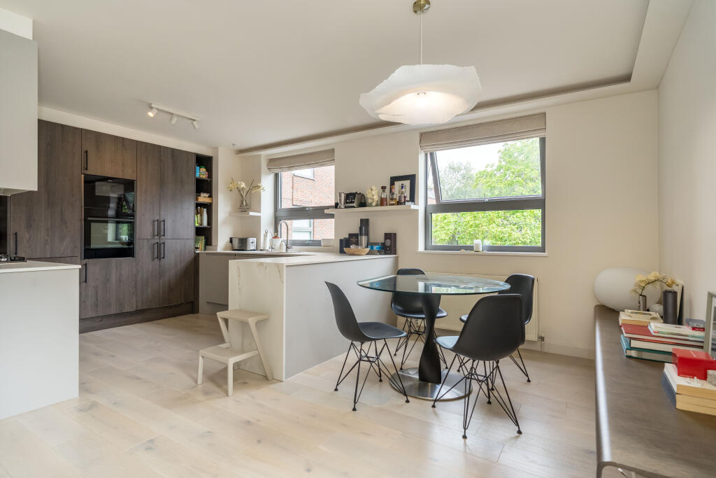 Apartment in London - View 4