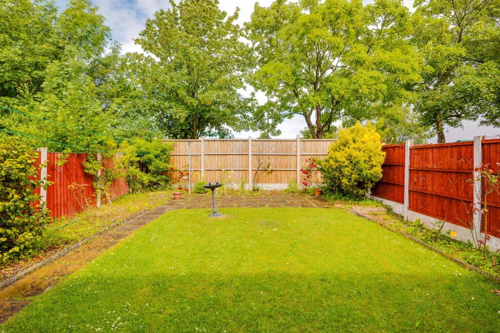Sharples Crescent, Crosby, L23 photo 4