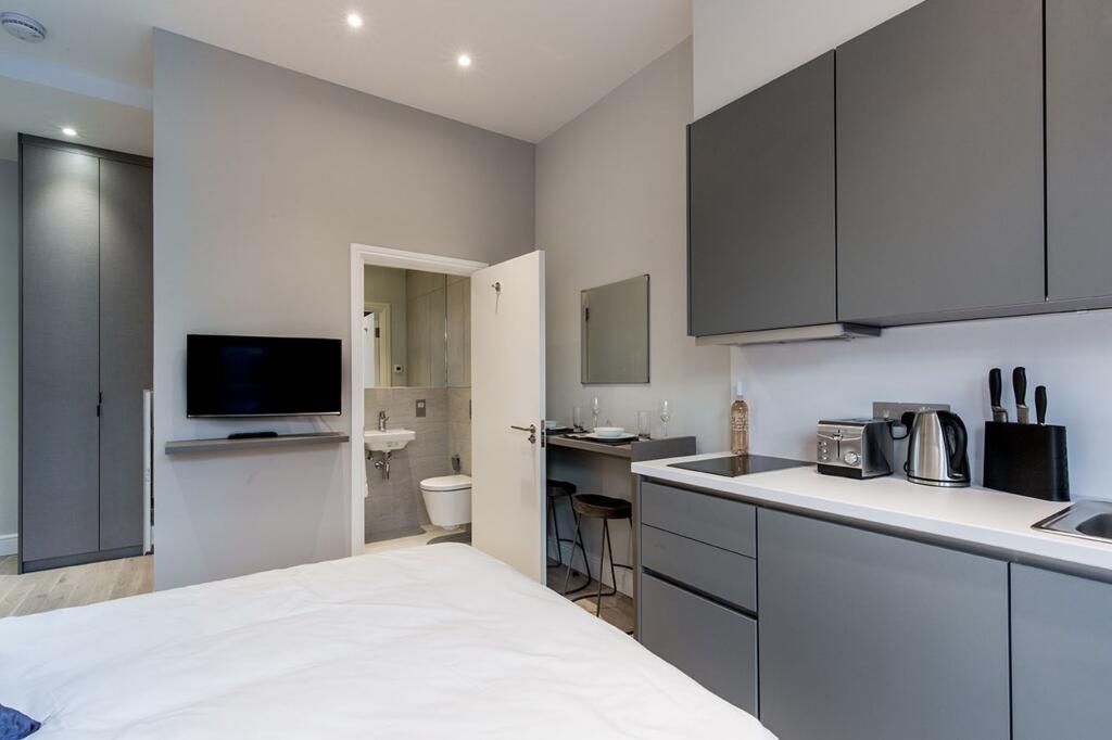 Apartment in London - View 4