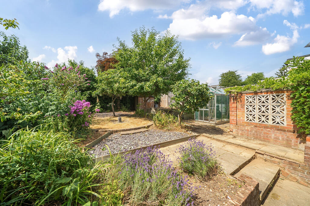 Chiltern Road, St. Albans, AL4 – pohled 2