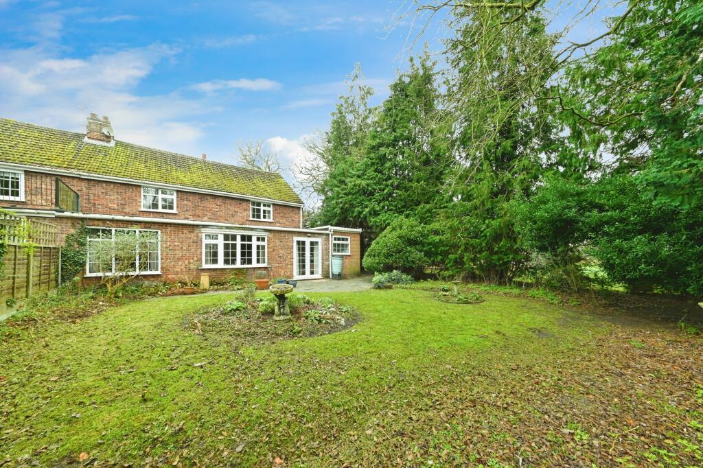 Main Road, West Bilney, King's Lynn, Norfolk, PE32 photo 3