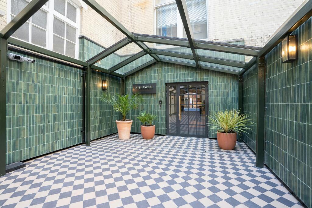 Salisbury House Event Space Entrance3.jpg