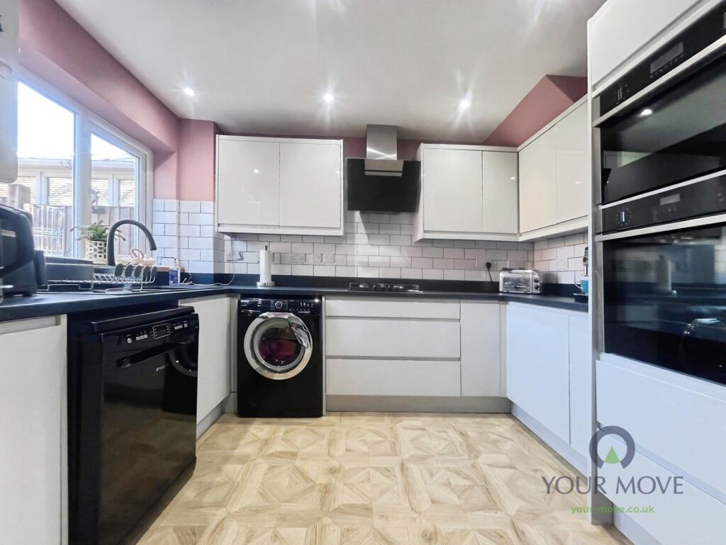 House in Sevenoaks, Hextable - View 4