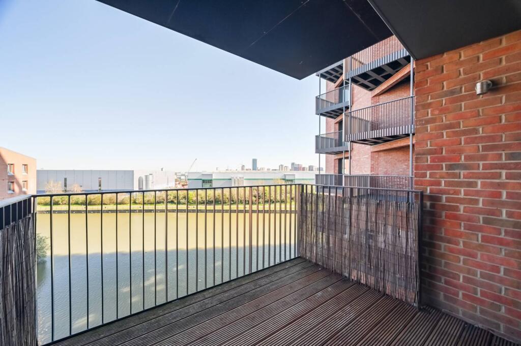 Main image of property: Navigation Road, E3, Tower Hamlets, London, E3