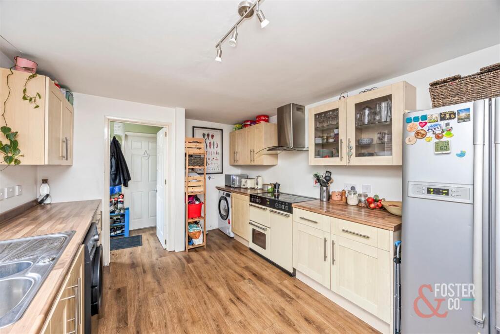 South Street, Partridge Green, Horsham photo 4