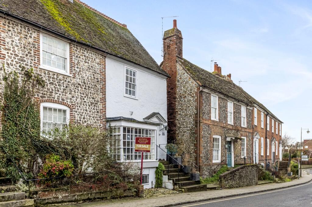 Main image of property: High Street, Steyning, BN44