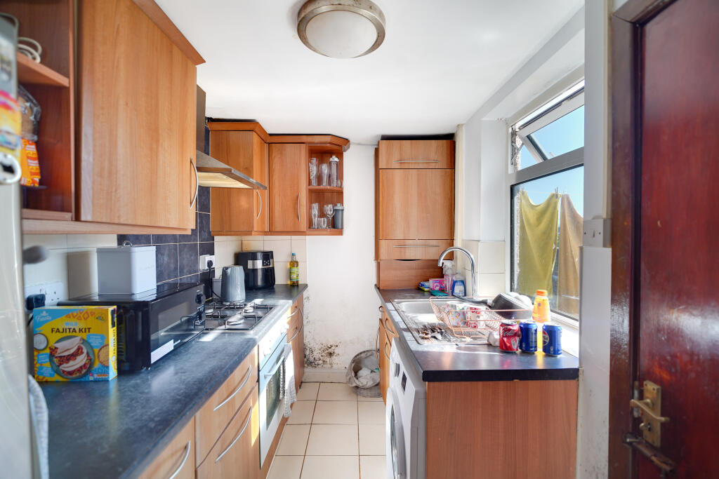 House in Hyndburn, Tottleworth - More