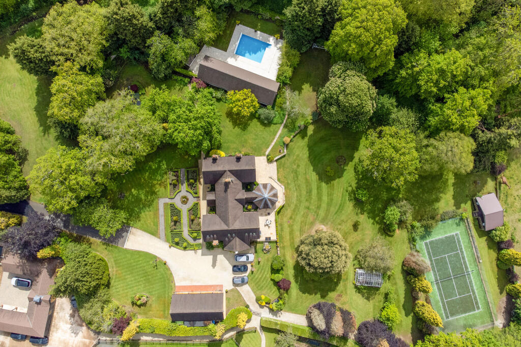 Main image of property: Henley Road, Ullenhall, B95
