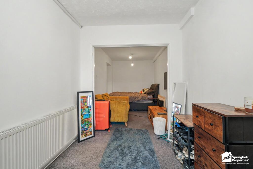 House in Bolton, Westhoughton - View 4