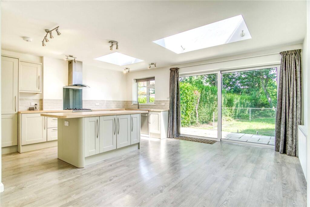 Additional image 3 of Selworthy Close, Whitecliff, Poole, BH14