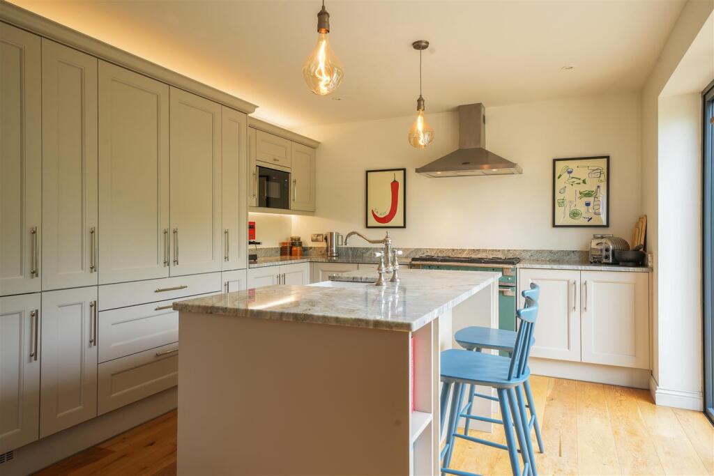 House in Sheffield, Totley Rise, Totley - View 5