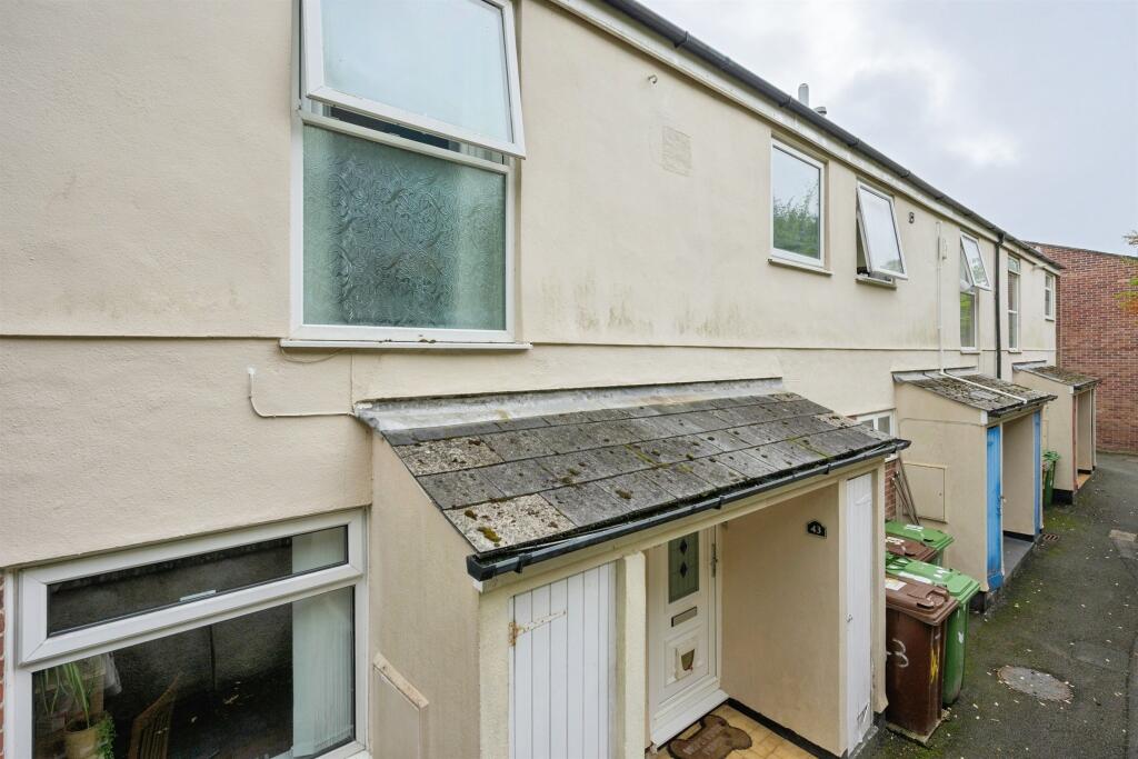 Apartment in Plymouth