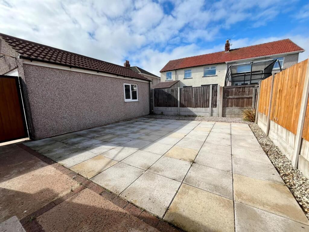 House in Lancaster - More