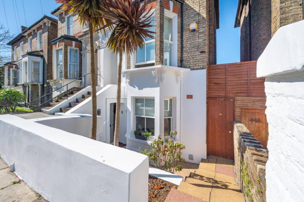 Main image of property: Derwent Grove, East Dulwich, London, SE22