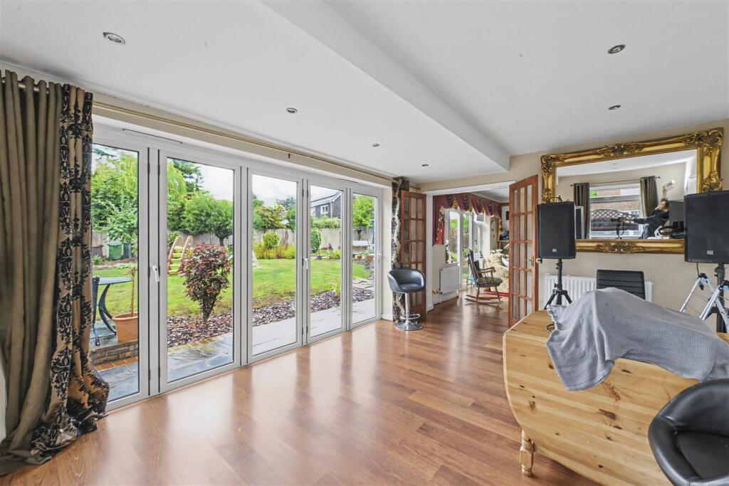 Netherfield Road, Harpenden photo 5