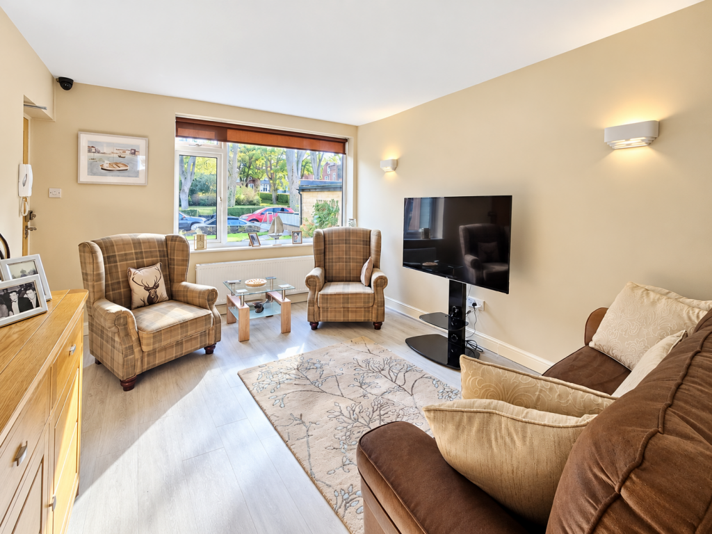 Delverne Court, Granville Road, Scarborough, North Yorkshire photo 3