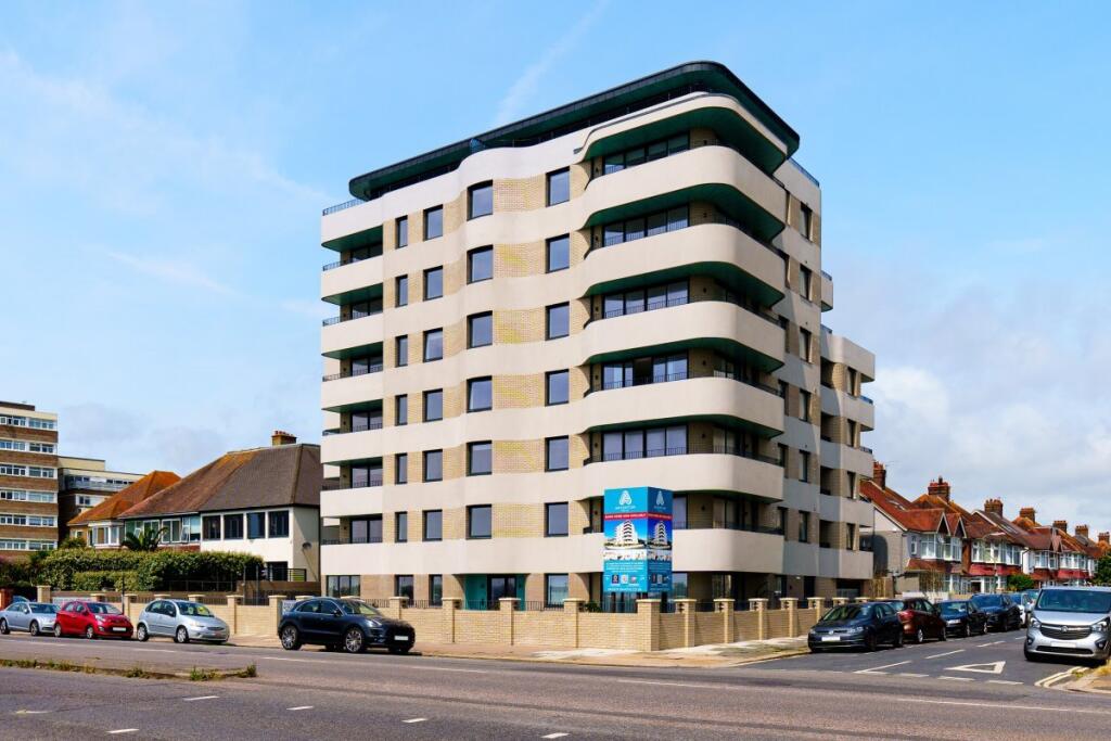Main image of property: 239 Kingsway, Hove