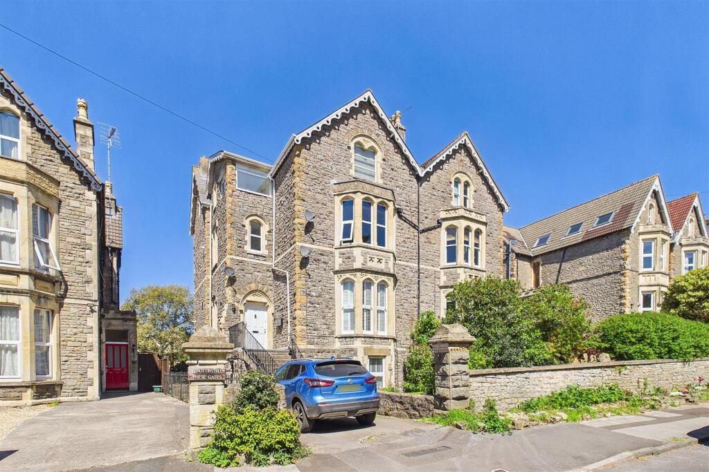 Main image of property: Walking distance to Clevedon Seafront