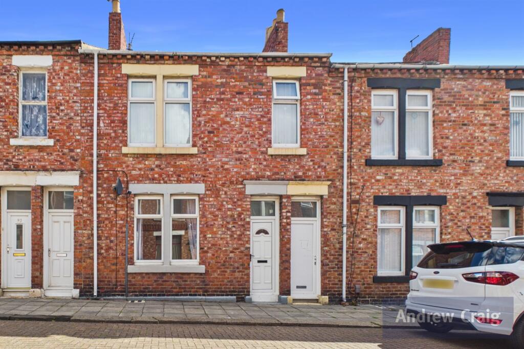 Apartment in Newcastle upon Tyne - View 4