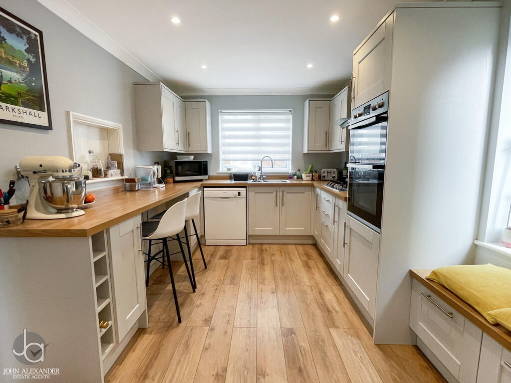 House in Braintree, Kelvedon - View 2