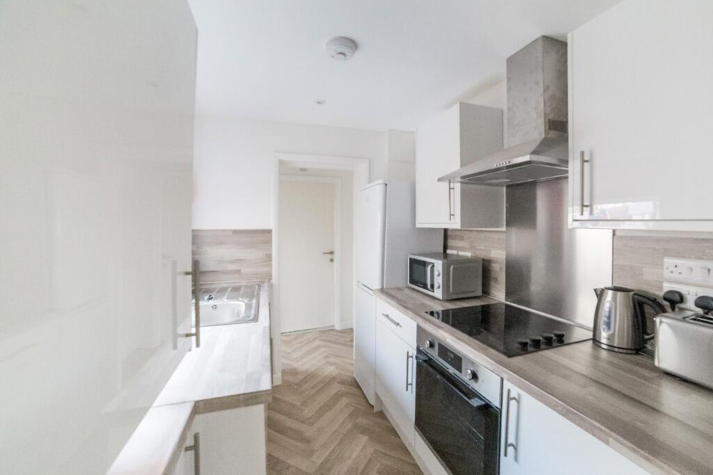 House in Nottingham, New Basford - View 5