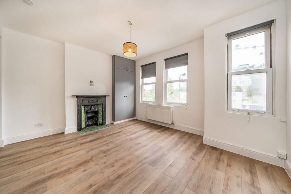 Apartment in London - View 2