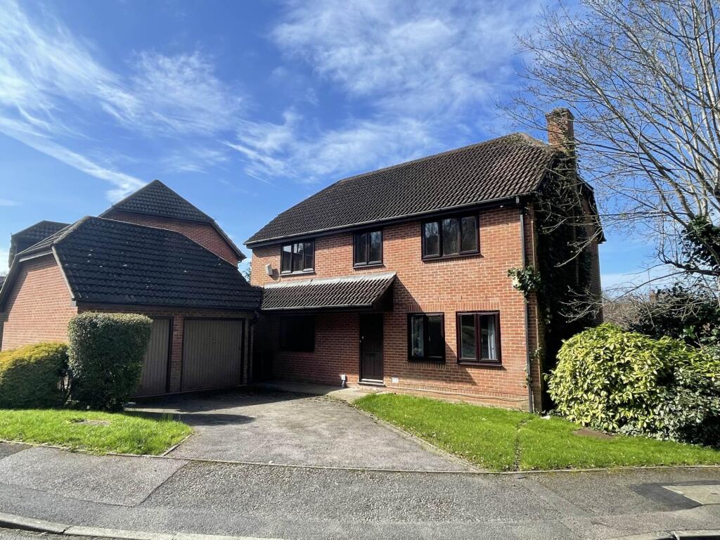 Main image of property: Beechwood Park, Boxmoor