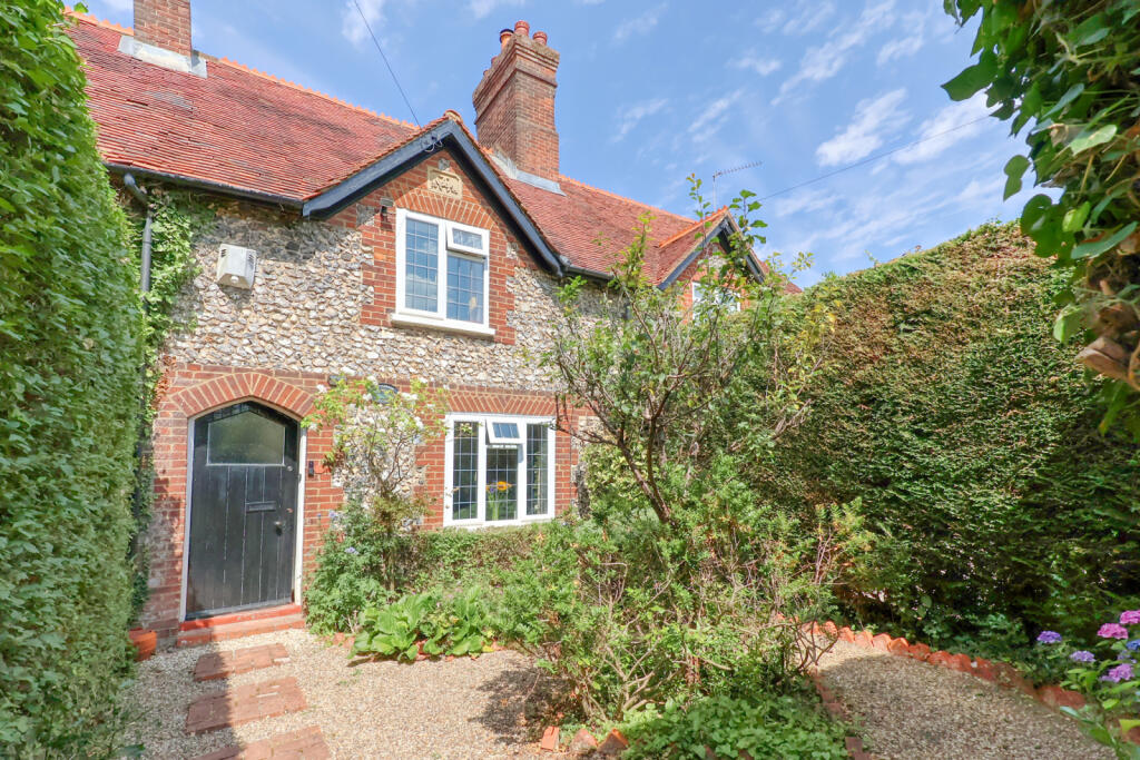 Main image of property: Marlow Road, High Wycombe, HP11