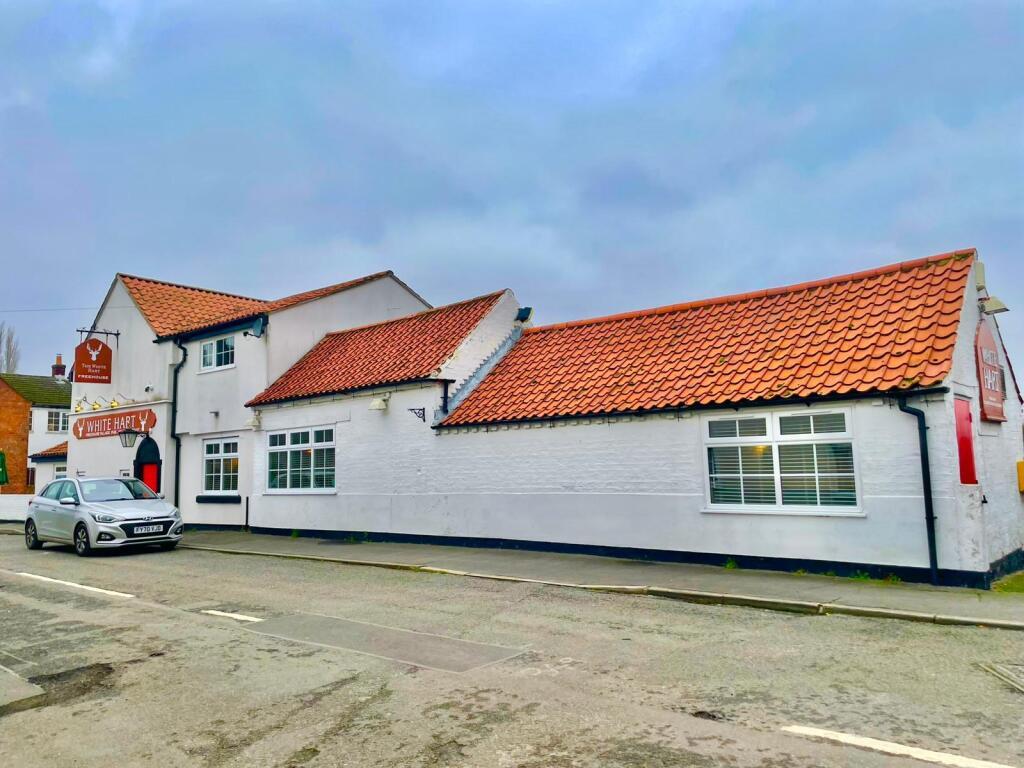 Main image of property: White Hart, North Scarle, Lincolnshire, LN6