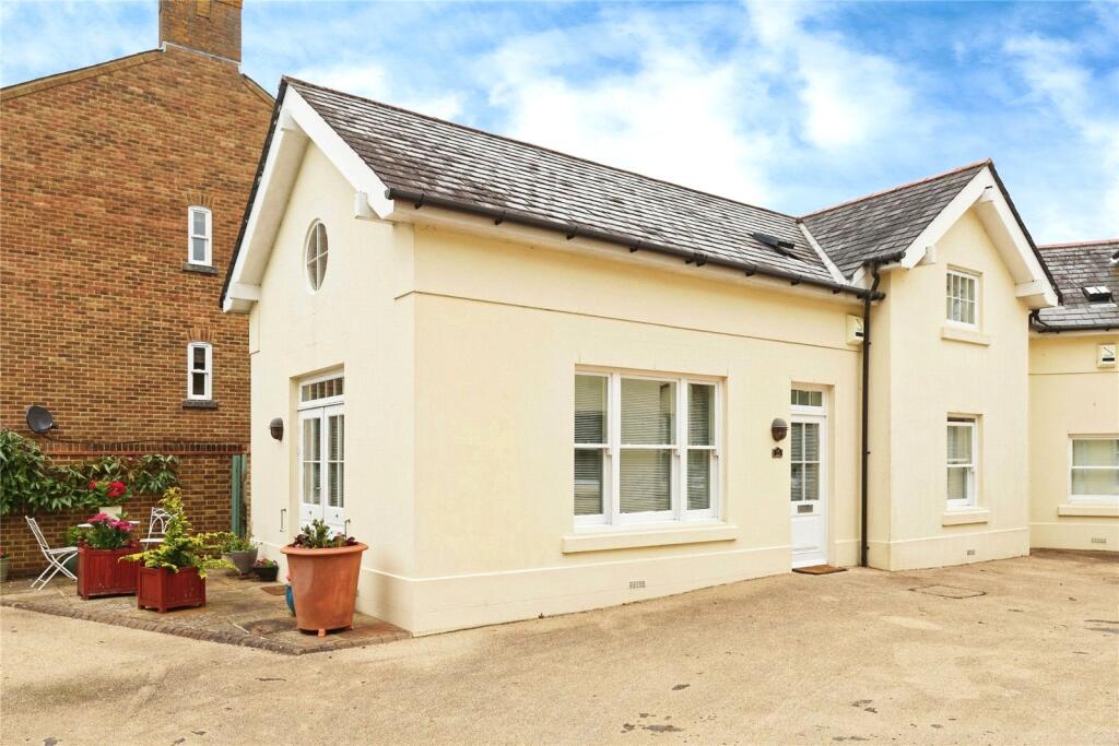 Main image of property: The Pines, Puckle Lane, Canterbury, Kent, CT1