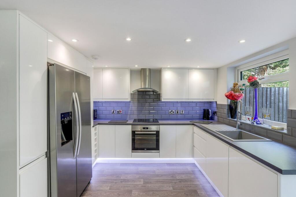 House in Nottingham - View 4