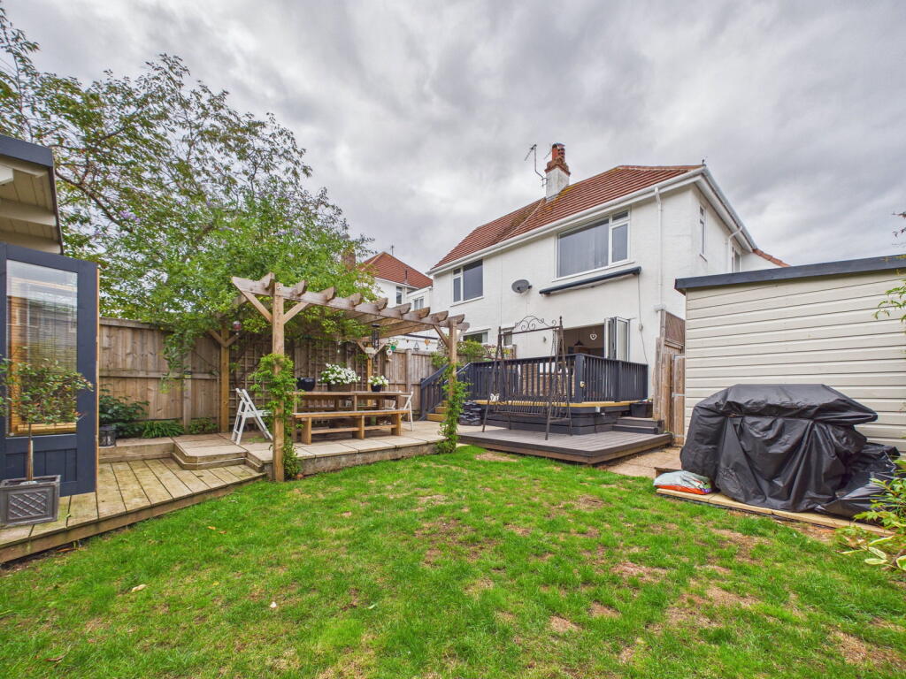 Apartment in Torquay - View 4