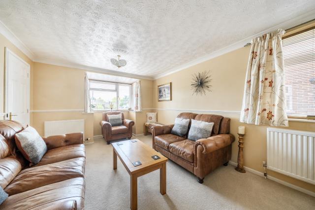 Kingsley Close, Shaw, Newbury - View 5