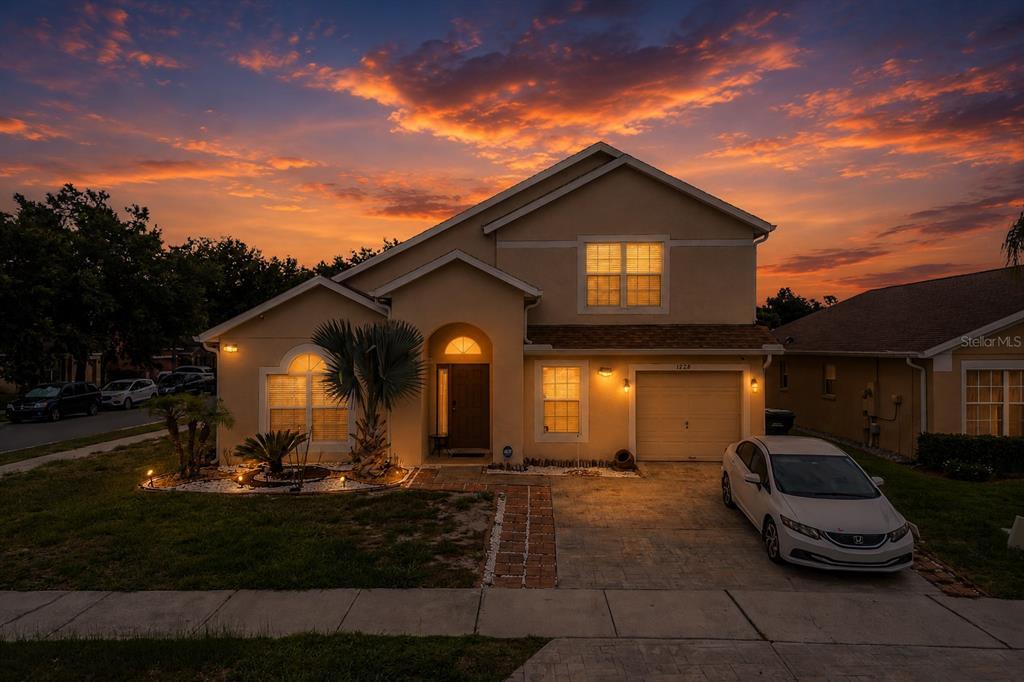 Main image of property: Florida, Polk County, Davenport