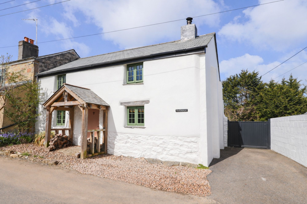 Main image of property: Riverside Cottage, Newquay
