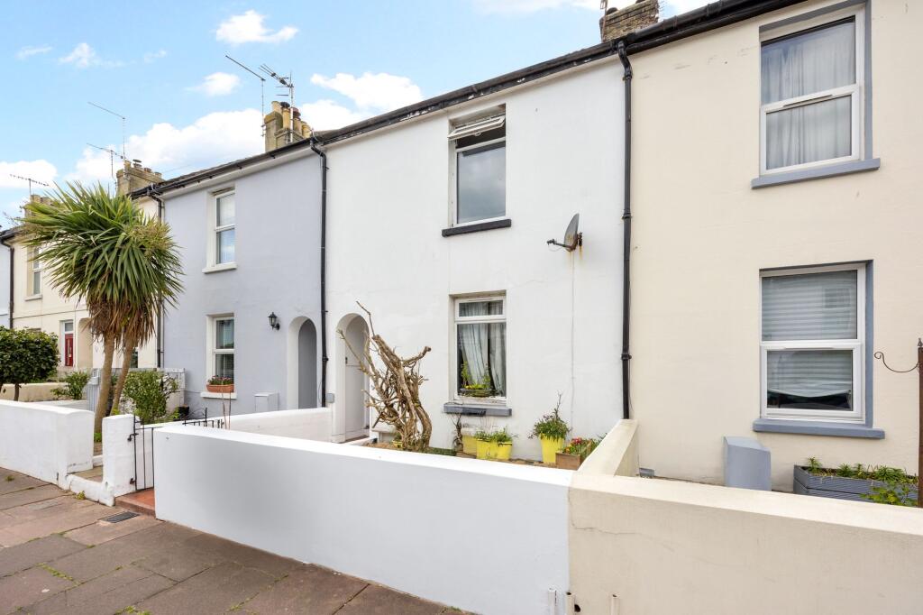 19 Archibald Road, Worthing, BN11