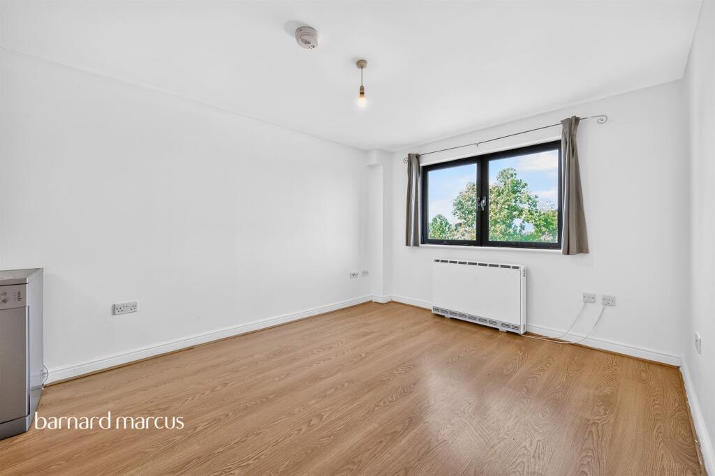 Apartment in London - View 4