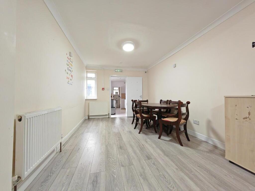House in Reading - View 2
