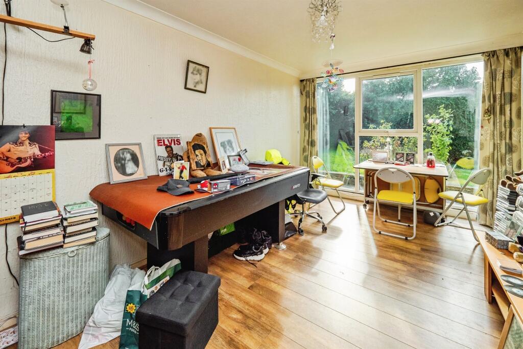 Apartment in Hull - View 4