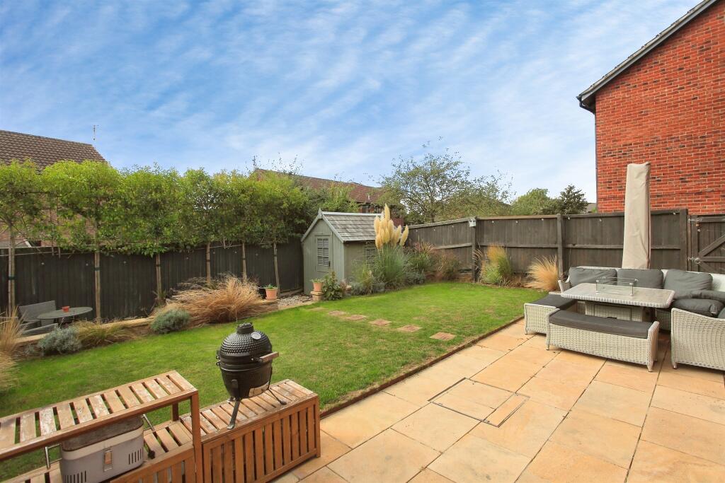 House in Peterborough, New Fletton - View 3