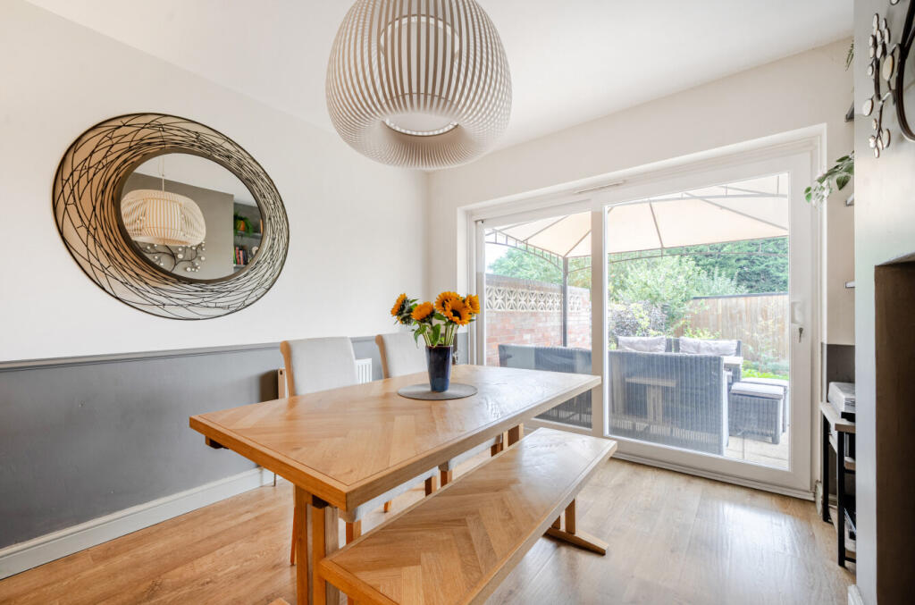 House in Three Mile Cross, Shinfield - More